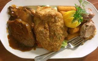 Restaurace - Hegylánc Fogadó, Sótony